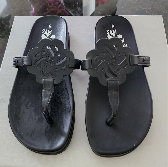Black Sandals - Picture 1 of 3